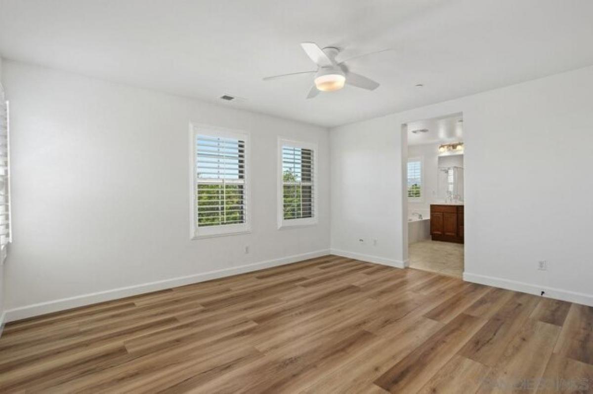 3 bedrooms House in Vista, USA No. 401869