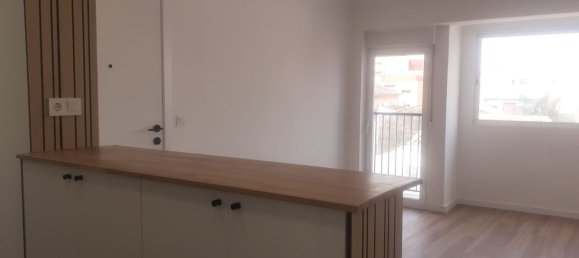 3 bedrooms Apartment in Valencia, Spain No. 145784 5