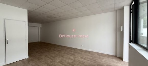 Propriété commerciale à Serris, France 50m² No. 283474 2