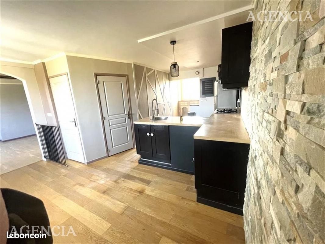 Apartamento T1 em Brie-Comte-Robert, France N.º 189150