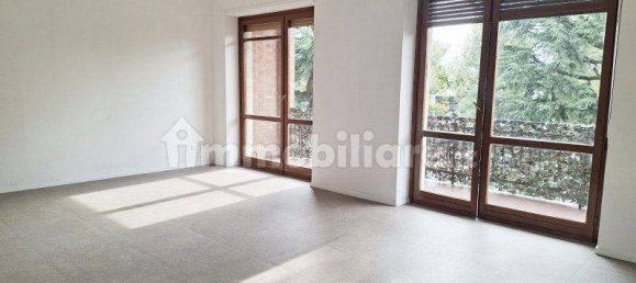 2 bedrooms Apartment in Turin, Italy No. 311475 4