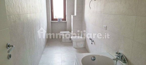 2 bedrooms Apartment in Turin, Italy No. 311475 18