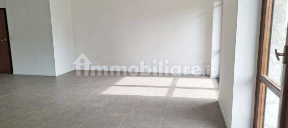 2 bedrooms Apartment in Turin, Italy No. 311475 5