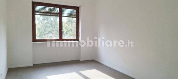 2 bedrooms Apartment in Turin, Italy No. 311475 11