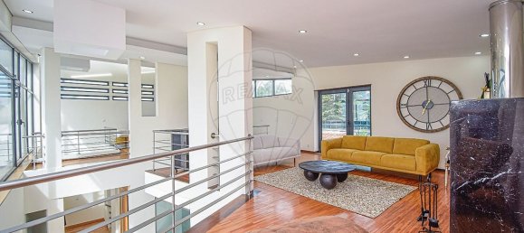 4 bedrooms House in Cascais, Portugal No. 164944 3