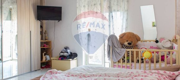 Apartamento de 5 dormitorios en Adrano, Italy No. 138873 3