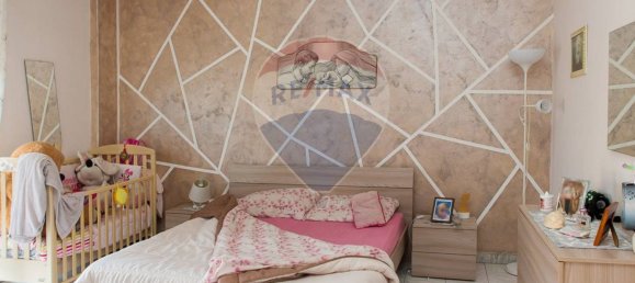 Apartamento de 5 dormitorios en Adrano, Italy No. 138873 2