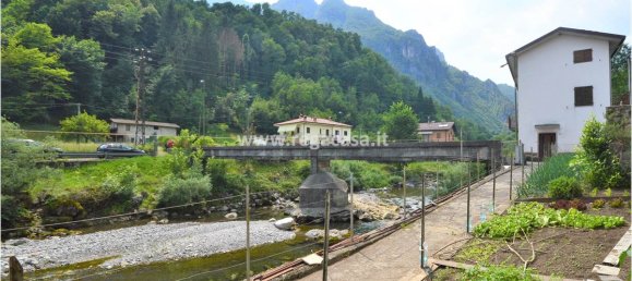 Дом с 8 спальнями в Сан Джованни Бьянко, Италия № 312766 9