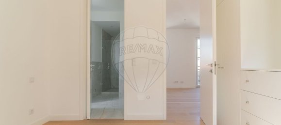 3 bedrooms House in Cascais, Portugal No. 9906 16