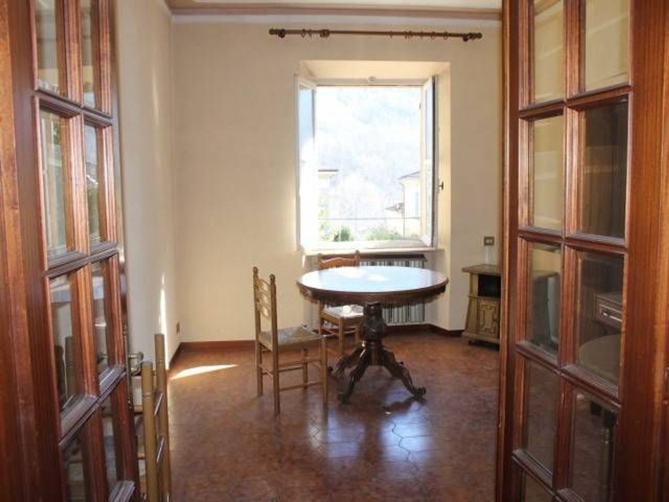 6-salle Appartement à Bedonia, Italy No. 85576