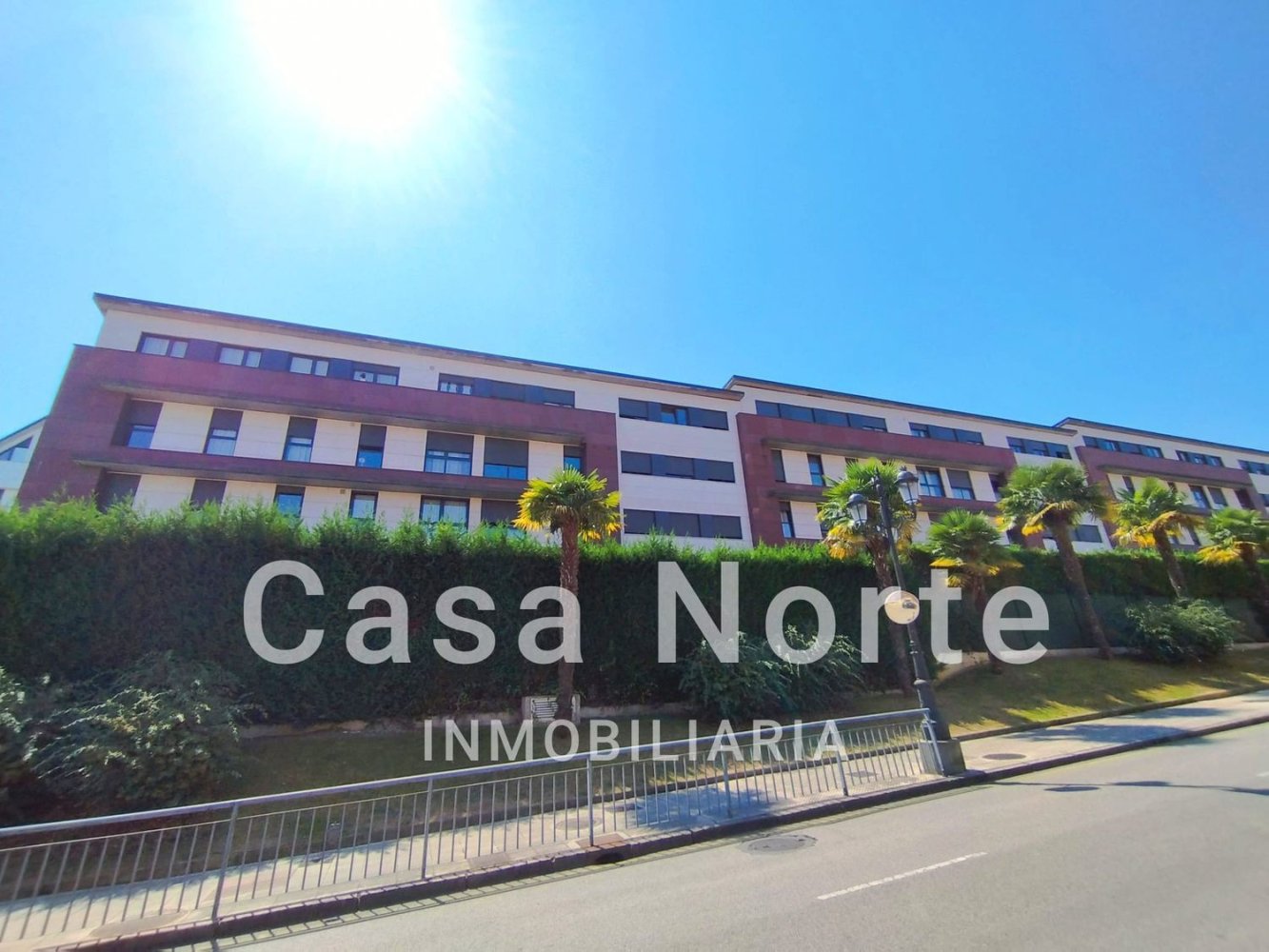Apartamento de 2 dormitorios en Oviedo, Spain No. 212968