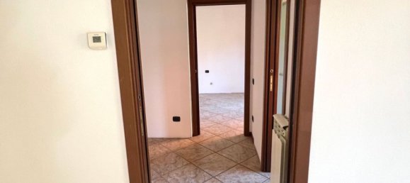 2 rooms Apartment in Binago, Italy No. 290124 13