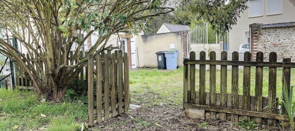 3 bedrooms House in Saint-Piat, France No. 235742 6