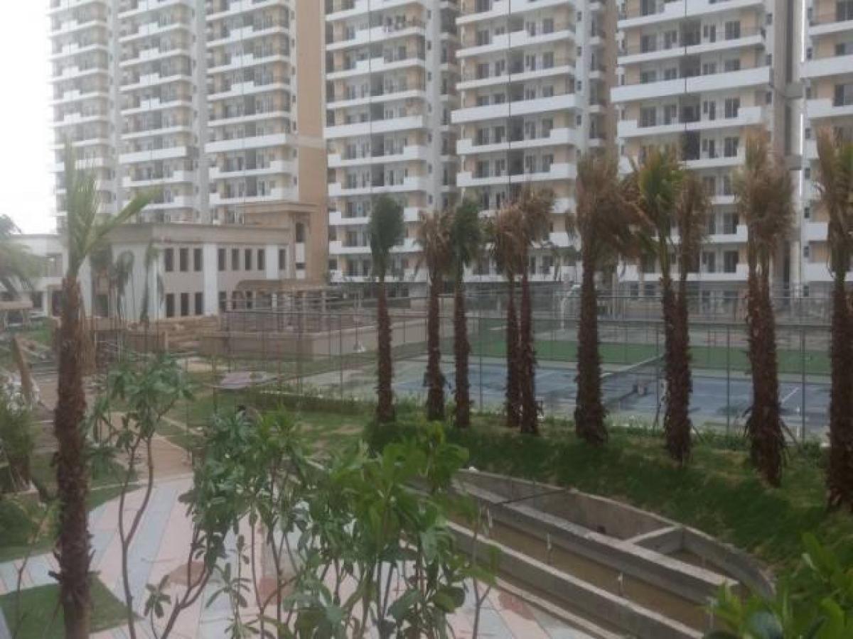 2 bedrooms House in Noida, India No. 65154