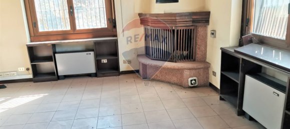  مستودع في Varese, Italy 765متر مربع رقم 138909 8