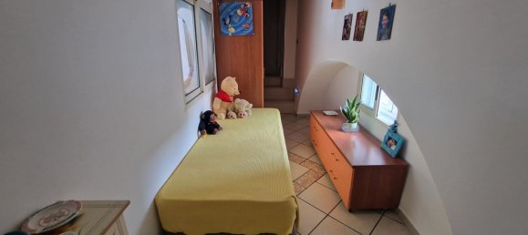 2 rooms Apartment in Ercolano, Italy No. 65791 4