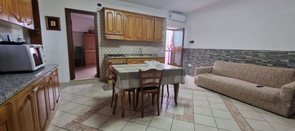 2 rooms Apartment in Ercolano, Italy No. 65791 10