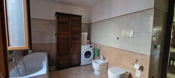 2 rooms Apartment in Ercolano, Italy No. 65791 16