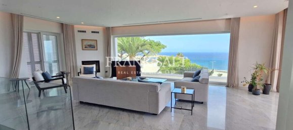 4 bedrooms Villa in Bahar ic-Caghaq, Malta No. 7740 3