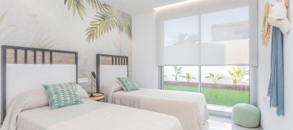 3 غرف نوم فيلا في Torrevieja, Spain رقم 10922 10