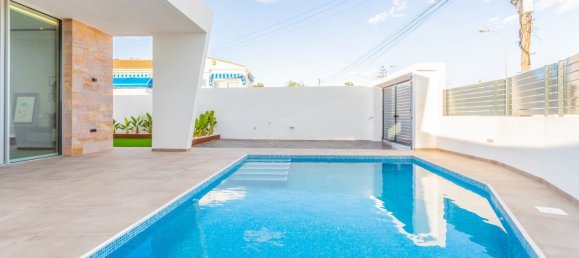 3 غرف نوم فيلا في Torrevieja, Spain رقم 10922 6