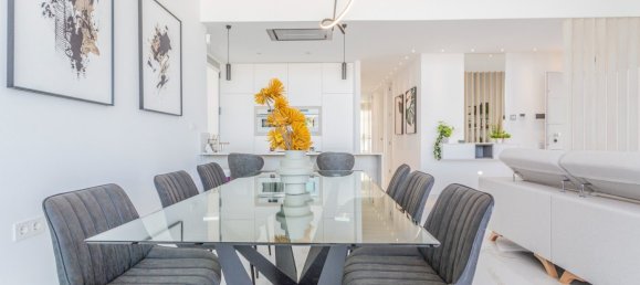 3 غرف نوم فيلا في Torrevieja, Spain رقم 10922 8