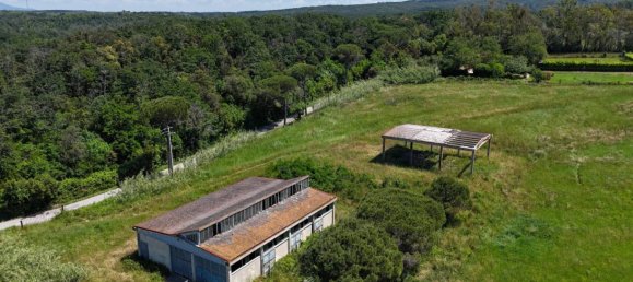 600m² Land in Livorno, Italy No. 271572 5