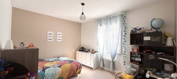 3 bedrooms House in Geloux, France No. 97145 9