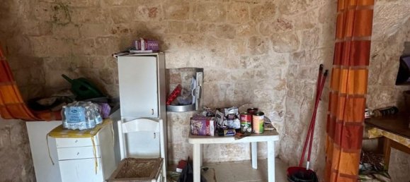 Вилла с 5 комнатами в Остуни, Италия № 29505 30