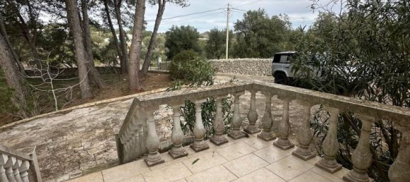 Вилла с 5 комнатами в Остуни, Италия № 29505 7