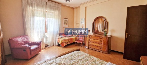 3-salle Appartement à Labico, Italy No. 112485 15