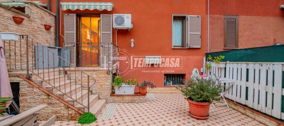 Дом с 4 комнатами в Таваццано кон Виллавеско, Италия № 152877 24