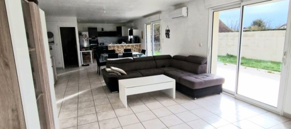 4 غرف نوم منزل في Fontaine-les-Gres, France رقم 56933 4