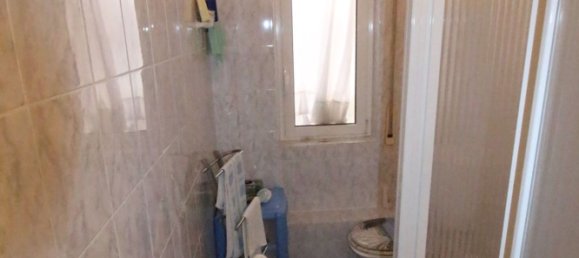 4غرفة شقة في Genoa, Italy رقم 39211 11