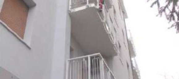 2 rooms Apartment in Rozzano, Italy No. 16571 3