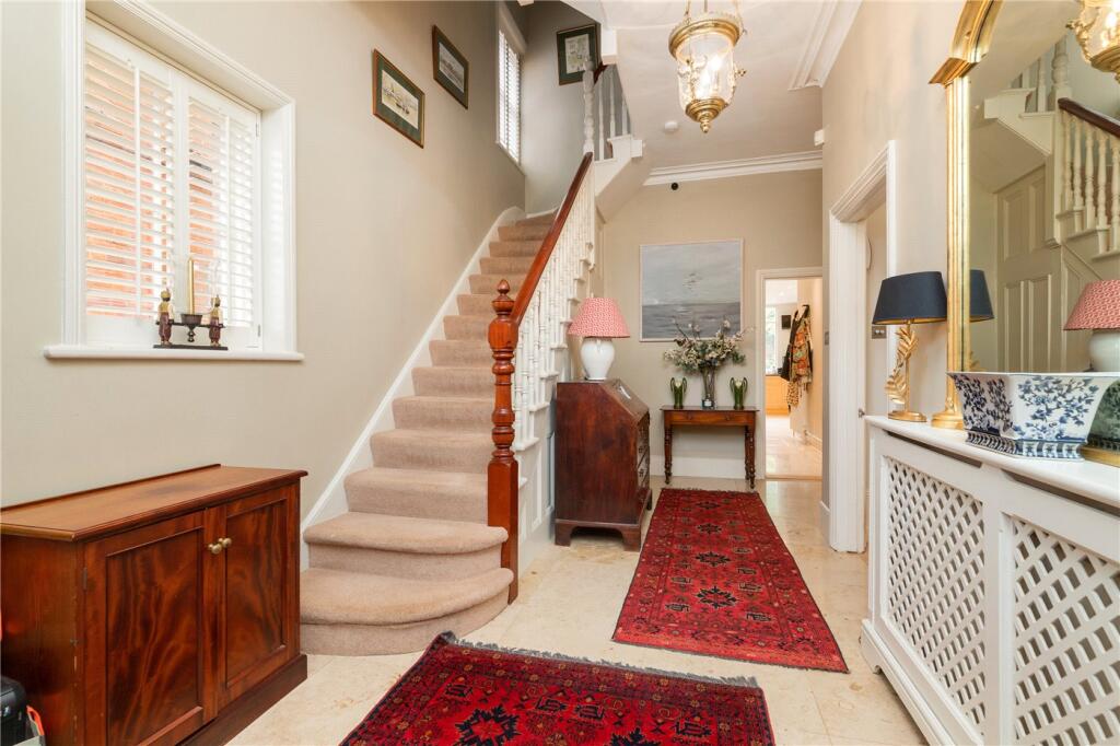 5 Schlafzimmer Haus in London, United Kingdom, Nr. 3732