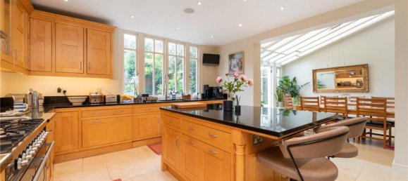 5 Schlafzimmer Haus in London, United Kingdom, Nr. 3732 2