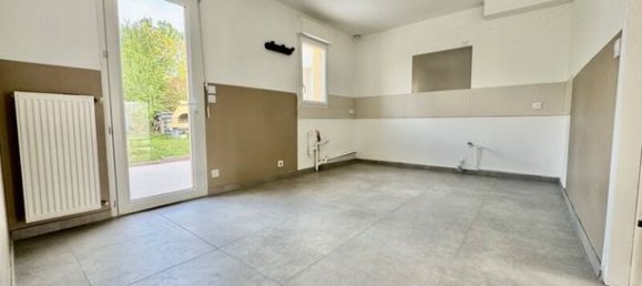 4 bedrooms House in Laval, France No. 312666 5