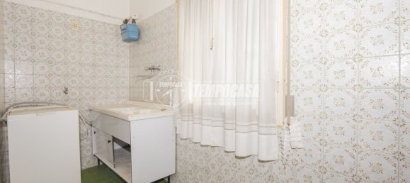 Apartamento de 3 divisões em Modena, Italy N.º 275877 12
