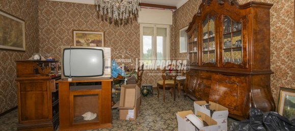Apartamento de 3 divisões em Modena, Italy N.º 275877 24