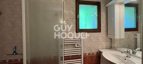 3 bedrooms House in Tremblay-les-Villages, France No. 158405 11