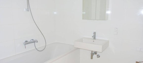 2-salle Appartement à Liesing, Austria No. 142767 7