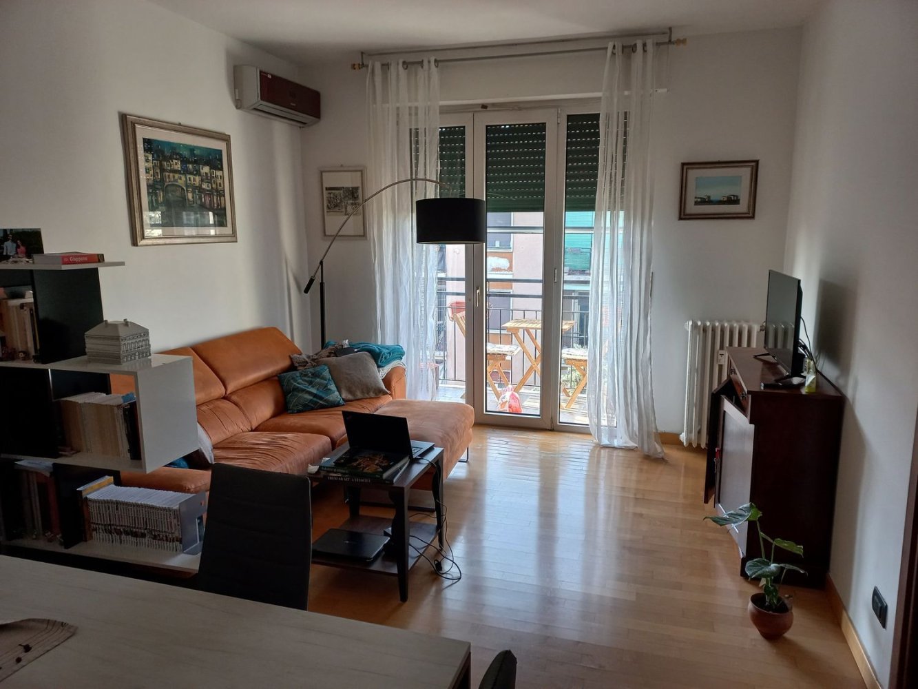 2 Schlafzimmer Wohnung in Milan, Italy, Nr. 357785