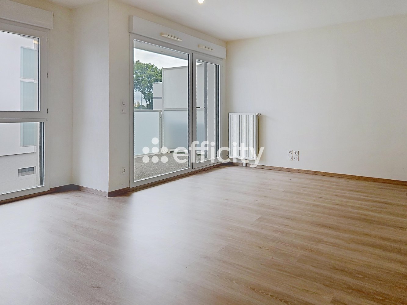 2 bedrooms Apartment in Rennes, France No. 325731