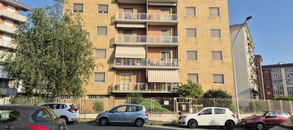 3 rooms Apartment in Vercelli, Italy No. 72390 16