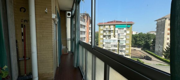 3 rooms Apartment in Vercelli, Italy No. 72390 18