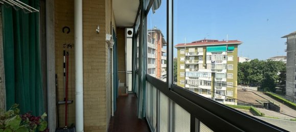 3 rooms Apartment in Vercelli, Italy No. 72390 10