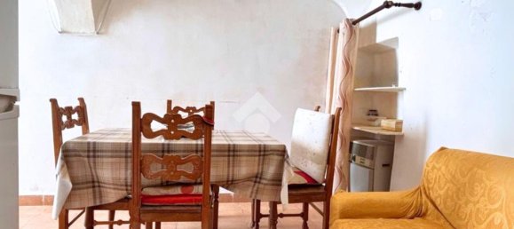 3 bedrooms House in Putignano, Italy No. 300028 5