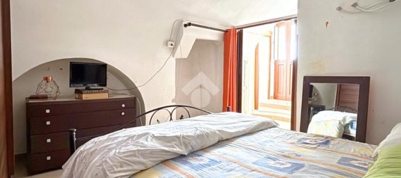 3 bedrooms House in Putignano, Italy No. 300028 10