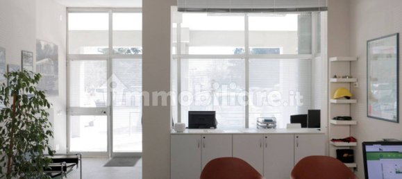 Propiedad comercial de 1 habitación en Reggio Emilia, Italy No. 123541 6